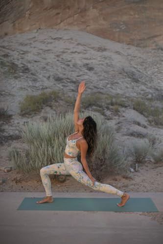 Manduka eKO SuperLite Yoga Mat - 1.5mm Natural Rubber | Foldable & Travel Friendly | Soft Textured Surface | Eco-friendly - color: Charcoal