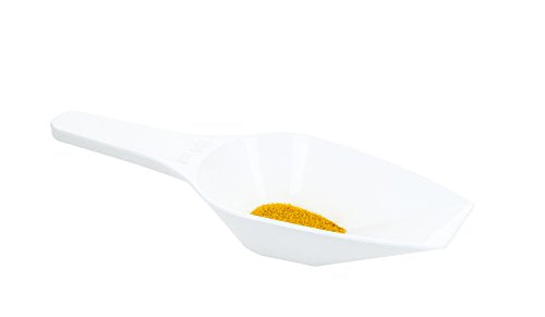 EISCO Scoop, 100ml (3.4oz) - Polypropylene Plastic - Flat Bottom - Excellent for Measuring & Weighing - Autoclavable