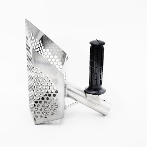 Outlaw Premium Stainless Steel Beach Sand Scoop Sifter with Front Handle and Long Handle Mount