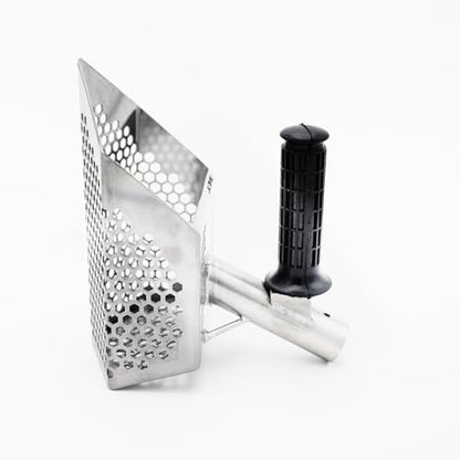 Outlaw Premium Stainless Steel Beach Sand Scoop Sifter with Front Handle and Long Handle Mount