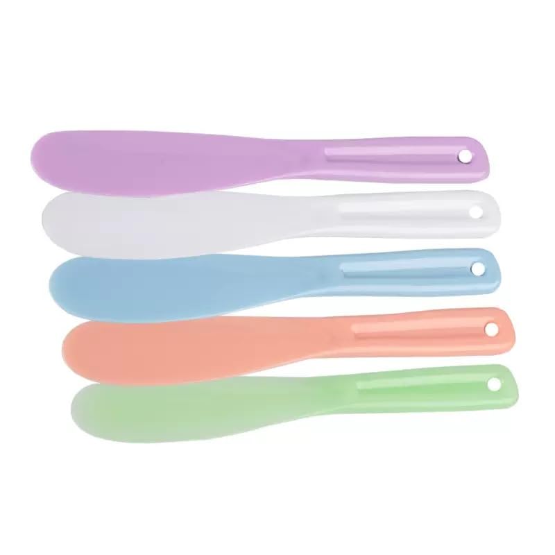 6 Pcs Large Plastic Cosmetic Spatula Reusable Candy Color Cosmetic Mask Mixing Spoon Scoops Spatulas Stick Applicator Beauty Spa Makeup Tools for Facial Skin Care DIY Mask Mixing Sampling Tools