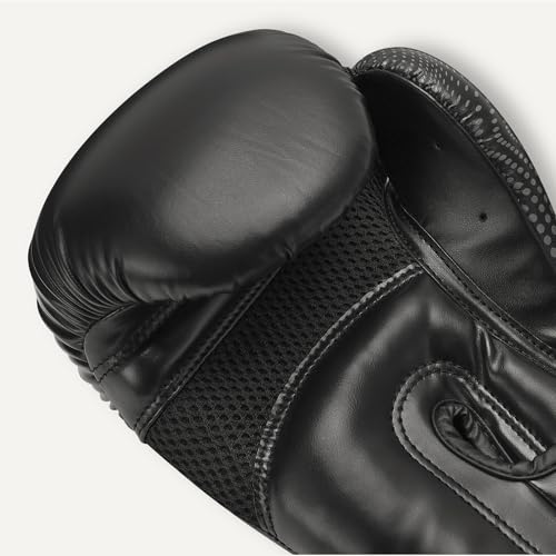 Amazon Basics Boxing Gloves for Men & Women, Sparring, Training, Muay Thai, Kickboxing, MMA - size: 10oz