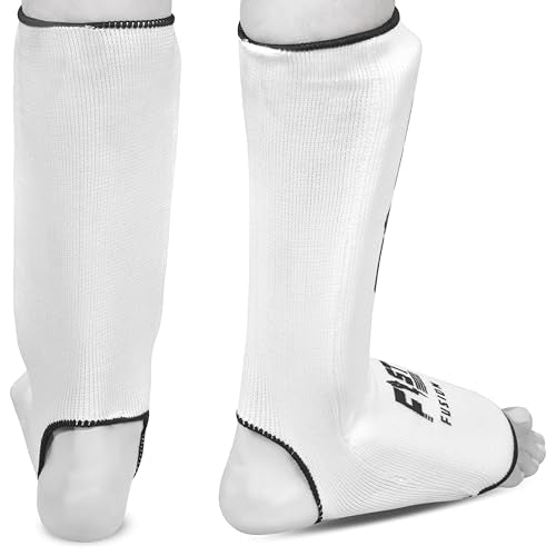Muay Thai Shin in Step, Kickboxing MMA Boxing Training Elasticated Breathable Leg Foot Guard Socks Pair - color: White, size: Medium