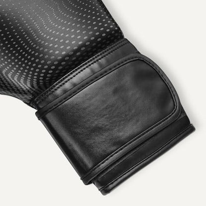 Amazon Basics Boxing Gloves for Men & Women, Sparring, Training, Muay Thai, Kickboxing, MMA - size: 10oz