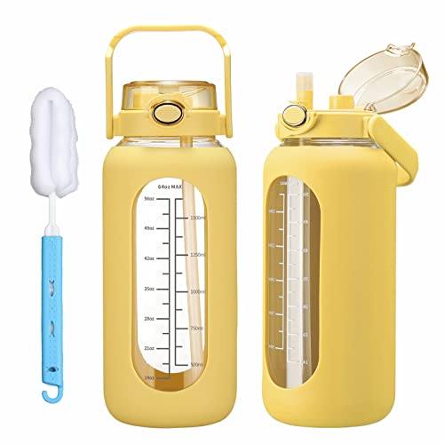 chunmo 42oz/52oz/64oz Glass Water Bolttles with Straw Half Gallon Large Motivational Water Bottle with Time Marker Sports Water Bottles with Silicone Sleeve and Handle Lid Water Jug for Gym Workout - color: Yellow, size: 52 Ounces