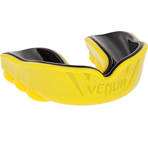 Venum Challenger Mouthguard - Yellow/Black - color: Yellow/Black, size: Adult