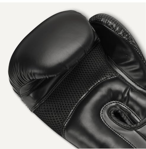Amazon Basics Boxing Gloves for Men & Women, Sparring, Training, Muay Thai, Kickboxing, MMA - size: 16oz
