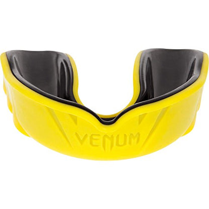 Venum Challenger Mouthguard - Yellow/Black - color: Yellow/Black, size: Adult