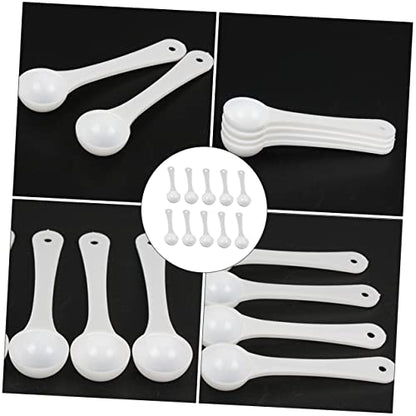 Mobestech 60pcs Pet Medicine Measuring Spoons Gram Quantitative Scoops for Precise Powder Measurement Lightweight Pet Supplies for Easy Dosing Fish Tanks and Animals