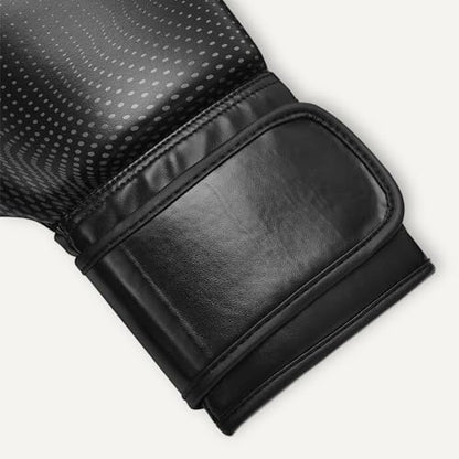 Amazon Basics Boxing Gloves for Men & Women, Sparring, Training, Muay Thai, Kickboxing, MMA - size: 16oz
