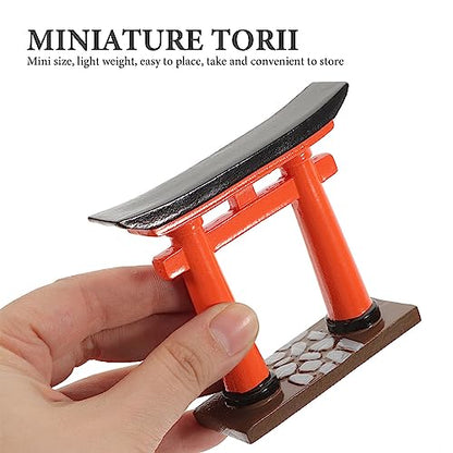 Toddmomy Miniature Torii Gate Aquarium Decor 2-Pack Japanese Style Fish Tank Ornaments 3.54X1.57X3.14 Inch Zen Garden Micro Landscape Decoration for Aquatic Pets