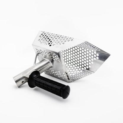 Outlaw Premium Stainless Steel Beach Sand Scoop Sifter with Front Handle and Long Handle Mount