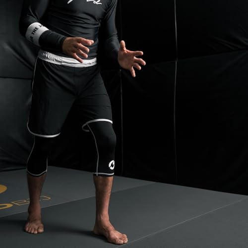 Gold BJJ Jiu Jitsu Spats - Base Layer for Gi and No-Gi Grappling - Martial Arts Pants - color: Black (3/4 Length), size: Medium