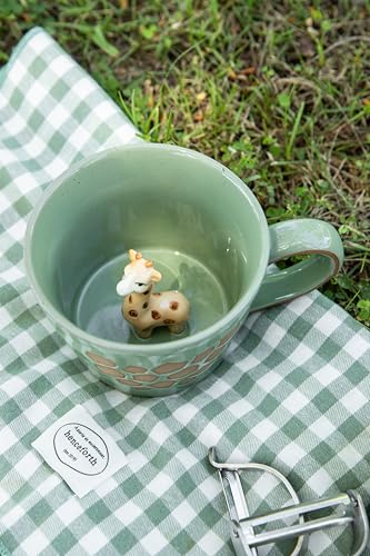 DIHOclub Giraffe Coffee Cup Ceramic 3D Wild Animal Inside Mug,Cute Cartoon Handmade Figurine Mugs,Holiday and Birthday Gift for Coffee Milk Tea Lovers,12 OZ(Green Giraffe) - color: Green Giraffe