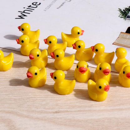 Toyvian Mini Resin Duck Ornaments 100Pcs Cute Yellow Figurines for Aquarium Decor Garden Accessories Desktop and Terrarium Decoration