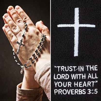 Black Football Towel with Hook and Loop Closure, Cotton Christian Cross Quarterback Qb Sports Towels for Men Youth Boys Adults - color: Proverbs 3:5(black）