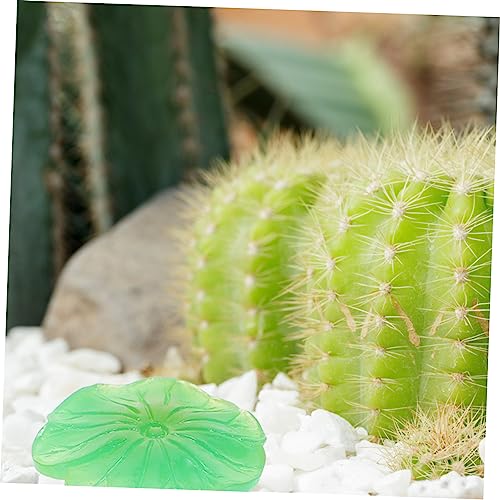 20Pcs Resin Figurines for Miniature Decor Safe Decorative Props for Aquariums Reptile Boxes and Desktop Displays Smooth Edges and Design