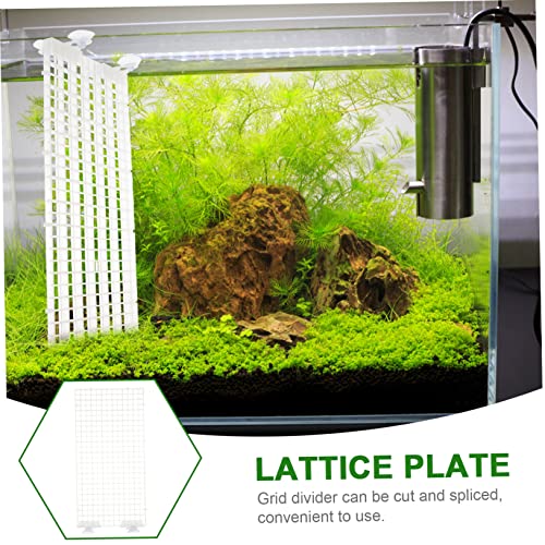 LIOOBO Aquarium Isolation Panel Lattice Plate Spliced Fish Tank Divider Suction Cups 30x15cm 4pcs for Mixed Breeding and Isolation in Aquariums Random Color