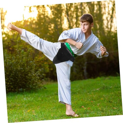 Professional Groin Guard and Boxing Accessory Breathable Wear-Resistant Crotch Protector for Adults and Training Martial Arts Taekwondo MMA