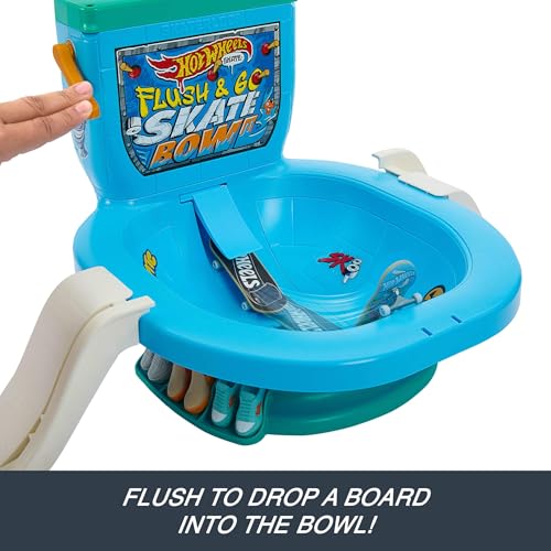 Hot Wheels Skate Fingerboard Flush & Go Skate Park with Toilet Theme, 1 Exclusive Board, 1 Pair of Shoes & Sticker Sheet