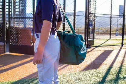 Easton | 310D PLAYER DUFFLE | Baseball & Fastpitch Softball | Multiple Colors - color: Green