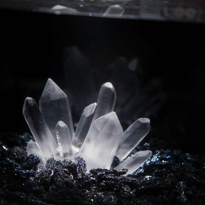 Small Fish Tank Decor Artificial Crystals Aquarium Betta Fish Tank Decorations Mini Crystal Ornaments Resin Accessories