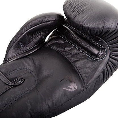 Venum Giant 3.0 Boxing Gloves - Nappa Leather - color: Black/Black, size: 16 oz