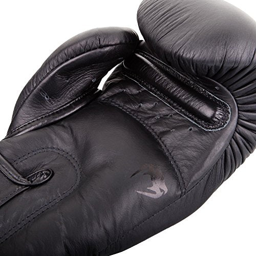 Venum Giant 3.0 Boxing Gloves - Nappa Leather - color: Black/Black, size: 8 oz