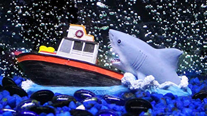 Penn-Plax Jaws Officially Licensed Aquarium Decoration – Boat Attack – Safe for Freshwater and Saltwater Fish Tanks – Small - style: Boat Attack