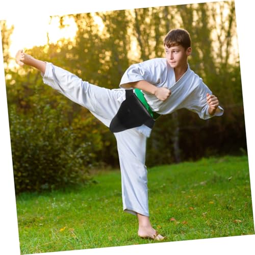 Reusable Groin Protector and Comfortable Crotch Guard for Men and , Wear-Resistant Sports Groin Guard with Breathable Design for Martial Arts, Boxing, Muay Thai, and MMA Training