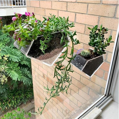 Transparent Acrylic Diamond Shape Suction Cup Window Planter, Ideal for Succulents, Cactus, Boxes or Indoor Herbs Pots, Home Decor Plant Holder or Kitchen