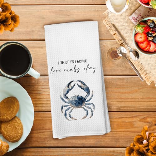 Funny Coastal Beach Crab Kitchen Towels, Crab Gifts for Women Decorative Hand Towel for Bathroom, I Just Freaking Love Crabs Okay Dish Tea Towels for Kitchen Decor, 16x24 Inch